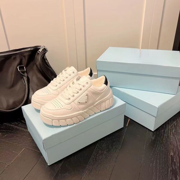 summer 2022 new triangle standard shoes boots op62 women versatile platform increase casual sports pair small white shoes, Black
summer 2022 new triangle standard shoes boots op62 women versatile platform increase casual sports pair small white shoes, Black