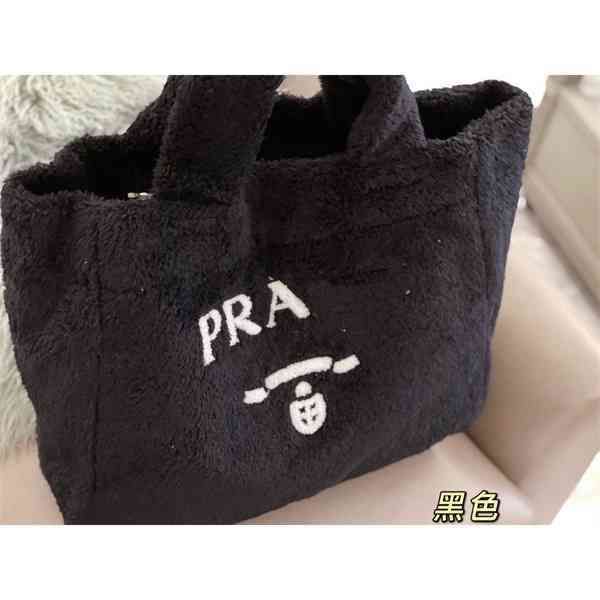 purse online new autumn and winter plush hobo shopping bag one shoulder handbag fashion versatile inverted purse, Black;red
purse online new autumn and winter plush hobo shopping bag one shoulder handbag fashion versatile inverted purse, Black;red