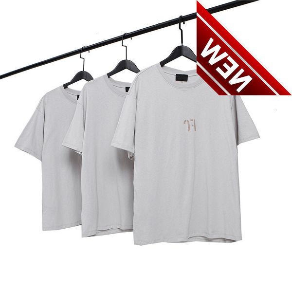 right version of fear god fog high street fg flocked letter printed essentials short sleeve t-shirt couple, White;black
right version of fear god fog high street fg flocked letter printed essentials short sleeve t-shirt couple, White;black