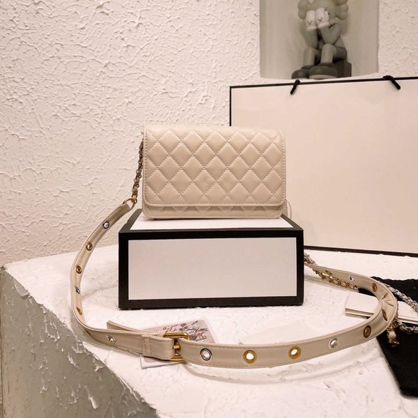 classic women shoulder bags totes crocodile-print leather handbag famous luxury designer detachable gold chain womens girls handbags
classic women shoulder bags totes crocodile-print leather handbag famous luxury designer detachable gold chain womens girls handbags