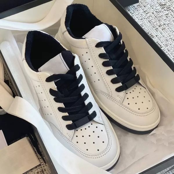 r sneaker for women casual shoes lace up skate junior sports shoe white pink genuine leathers with box 35-40, Black
r sneaker for women casual shoes lace up skate junior sports shoe white pink genuine leathers with box 35-40, Black