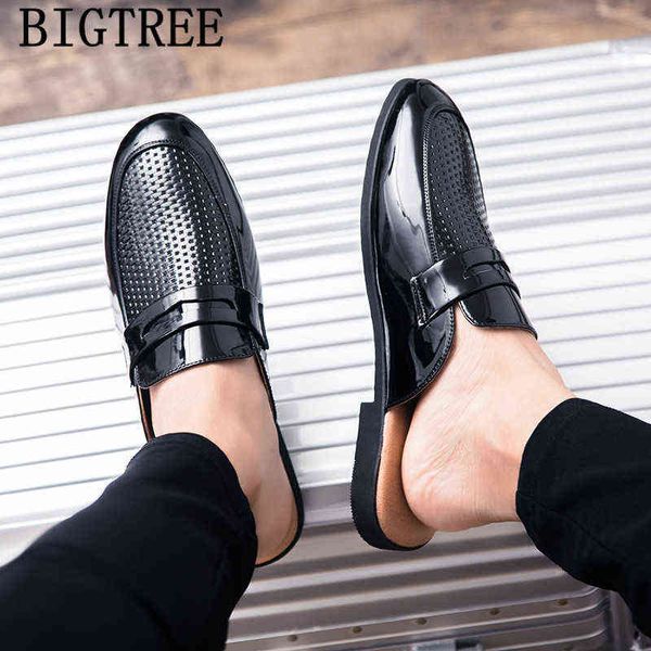 2022 patent leather hollow out black mules half shoes for men slippers loafers slides summer breather mule220513
2022 patent leather hollow out black mules half shoes for men slippers loafers slides summer breather mule220513