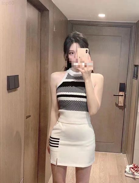 women's tanks & camis designer 2022 spring / summer new color blocking stripe knitted vest thin style slim and versatile round neck pul, White
women's tanks & camis designer 2022 spring / summer new color blocking stripe knitted vest thin style slim and versatile round neck pul, White