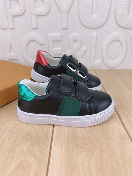 2022 kids shoes for boy girls fashion leather sneakers black embroidery bee thick-soled flat height increasing kids casual s, Black;red
2022 kids shoes for boy girls fashion leather sneakers black embroidery bee thick-soled flat height increasing kids casual s, Black;red