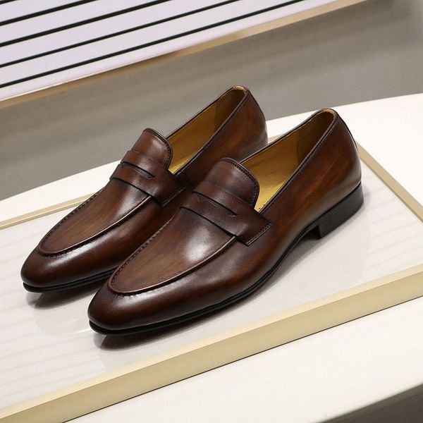 loafers men shoes genuine leather solid color classic fashion simple mask decoration flat bottom non-slip british style pointed shoes kb201, Black
loafers men shoes genuine leather solid color classic fashion simple mask decoration flat bottom non-slip british style pointed shoes kb201, Black