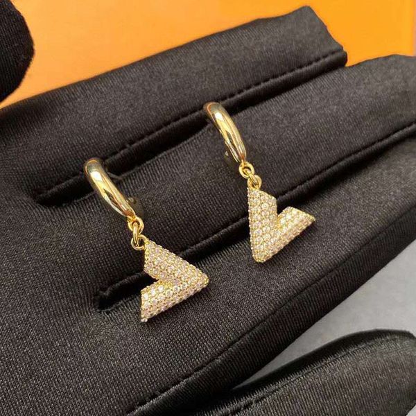 earring love square personality ear studs yellow simple geometric earrings with package box, Silver
earring love square personality ear studs yellow simple geometric earrings with package box, Silver