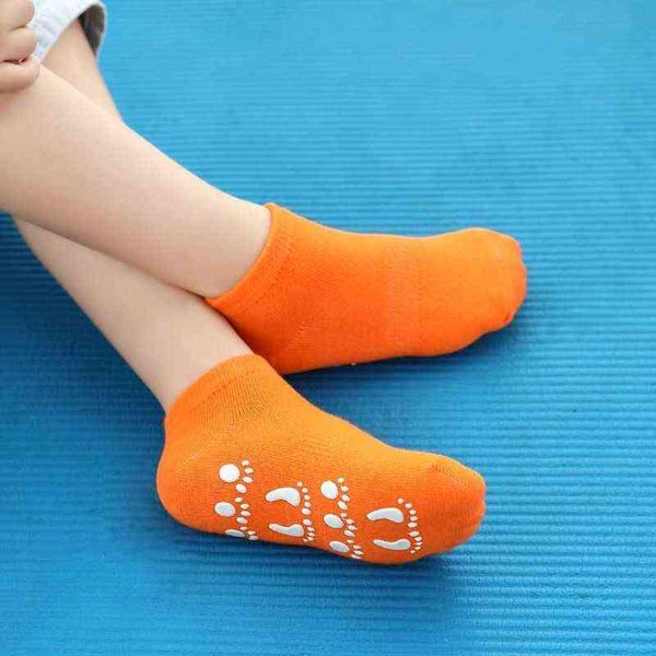 200 pairs cotton warm baby socks autumn children candy color sock boys girls floor wear anti slip rubber sole l220716, Pink;yellow
200 pairs cotton warm baby socks autumn children candy color sock boys girls floor wear anti slip rubber sole l220716, Pink;yellow