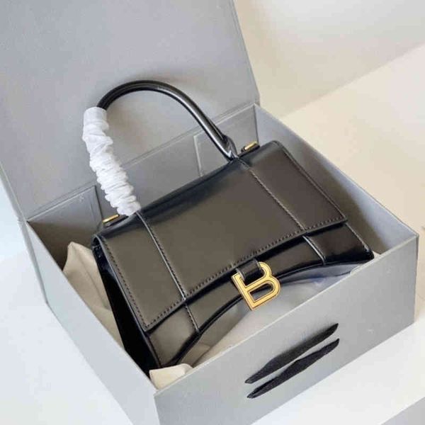 handbags designer balencaigass crossbody letter premium b crocodile women's bag buckle hourglass leather hand-held single shouldfkx2
handbags designer balencaigass crossbody letter premium b crocodile women's bag buckle hourglass leather hand-held single shouldfkx2