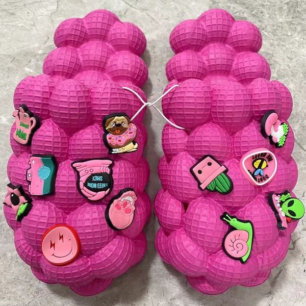 1pairs/2pcs 2022 women funny shoes platform slippers anti skid cozy plus size massage bubble slippers, Black;grey
1pairs/2pcs 2022 women funny shoes platform slippers anti skid cozy plus size massage bubble slippers, Black;grey