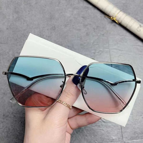 summer sunglasses man woman fashion glasses retro small frame design uv400 5 color optional 5623, White;black
summer sunglasses man woman fashion glasses retro small frame design uv400 5 color optional 5623, White;black