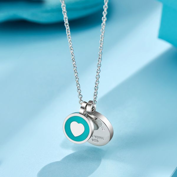 new original blue gift box 925 silver classic love pendant necklace double hearts pendant women's fashion jewelry designer 1:1 return t
new original blue gift box 925 silver classic love pendant necklace double hearts pendant women's fashion jewelry designer 1:1 return t