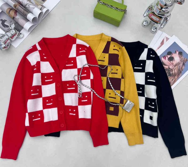 luxury designer womens sweaters fashion brand square patchwork smiley pattern v-neck button cardigan knit sweater fashion designer women clo, White;black
luxury designer womens sweaters fashion brand square patchwork smiley pattern v-neck button cardigan knit sweater fashion designer women clo, White;black