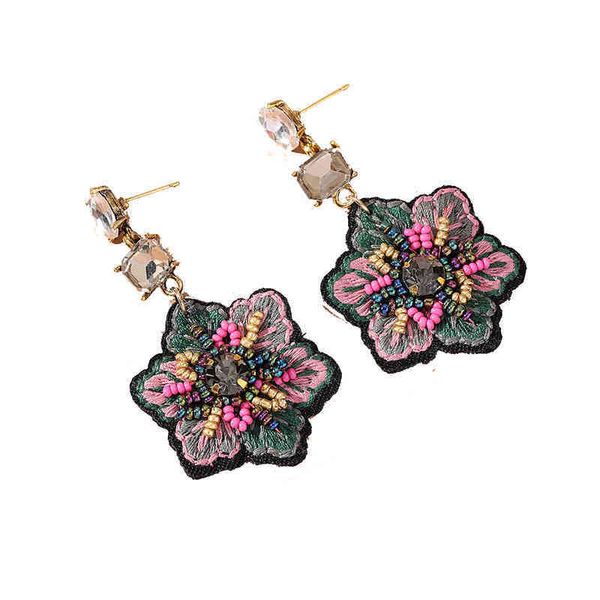charm new arrival women craft embroidery flower dangle earrings bohemian style beads pop fashion all match zircon jewelry 220707, Golden
charm new arrival women craft embroidery flower dangle earrings bohemian style beads pop fashion all match zircon jewelry 220707, Golden