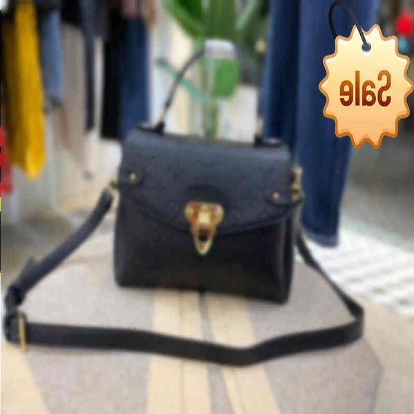 1 ggs lvs louiseity viutonitys louiss vuttonss tote bags brand women elegant style handbag hand clutches bag crossbody and three-dimens hmdv, Brown;gray
1 ggs lvs louiseity viutonitys louiss vuttonss tote bags brand women elegant style handbag hand clutches bag crossbody and three-dimens hmdv, Brown;gray
