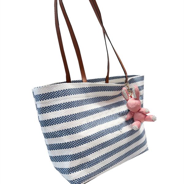 2022new designer shoulder bag women's leisure shopping bag multiple colors large capacity
2022new designer shoulder bag women's leisure shopping bag multiple colors large capacity