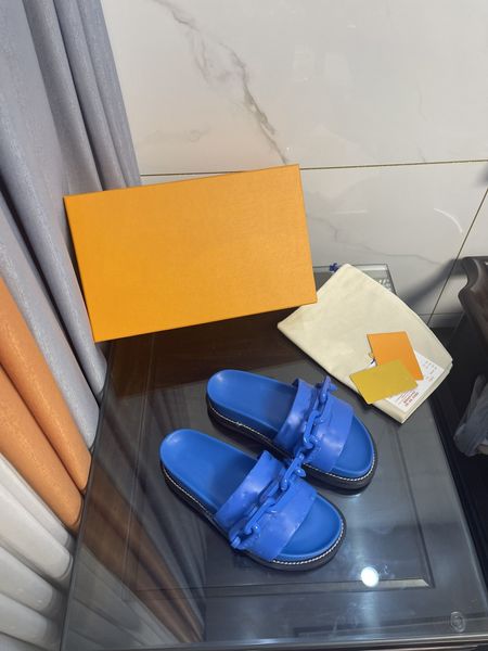 summer beach sandals designer shoes casual fashion leather shoes belt buckle thick heel heels baotou lady flat work 0813, Black 
summer beach sandals designer shoes casual fashion leather shoes belt buckle thick heel heels baotou lady flat work 0813, Black