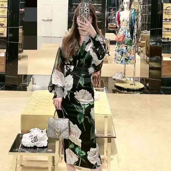 skirts european and american y version d summer skirt du jia rose printed silk hip wrapped slim shirt set, Black
skirts european and american y version d summer skirt du jia rose printed silk hip wrapped slim shirt set, Black