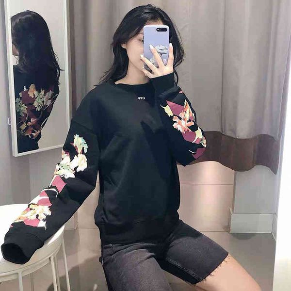 new fashion trend luxury brand men's clothing designer wholesale off flower arrow print ow round neck pullover bodysuit couple men and, Black
new fashion trend luxury brand men's clothing designer wholesale off flower arrow print ow round neck pullover bodysuit couple men and, Black
