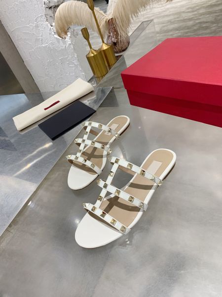 new brand sandal square open-toed rivet design ladies solid color flat shoes, Black
new brand sandal square open-toed rivet design ladies solid color flat shoes, Black