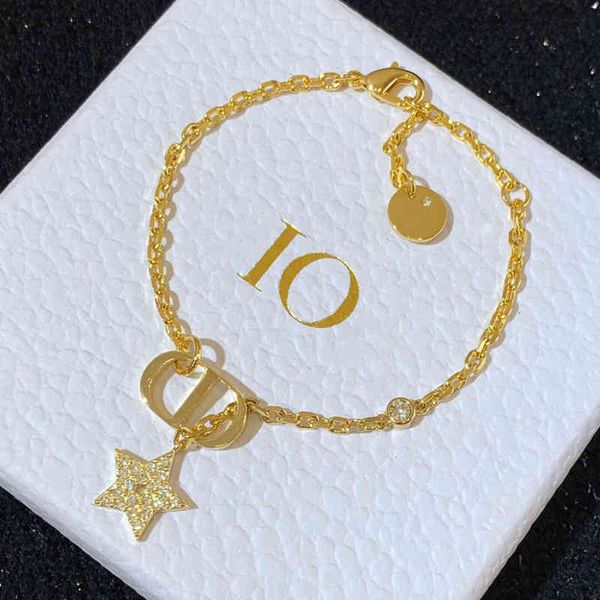 bracelet female crystal gold pointed star new star brilliant diamonds pearl exclusive design jewel, Golden;silver
bracelet female crystal gold pointed star new star brilliant diamonds pearl exclusive design jewel, Golden;silver