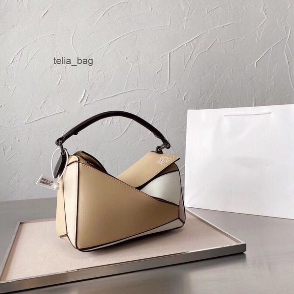handbags crossbody loewees bags and 2022 spring summer color leather two-layer cow matching geometric portable one shoulder cross carrying w
handbags crossbody loewees bags and 2022 spring summer color leather two-layer cow matching geometric portable one shoulder cross carrying w