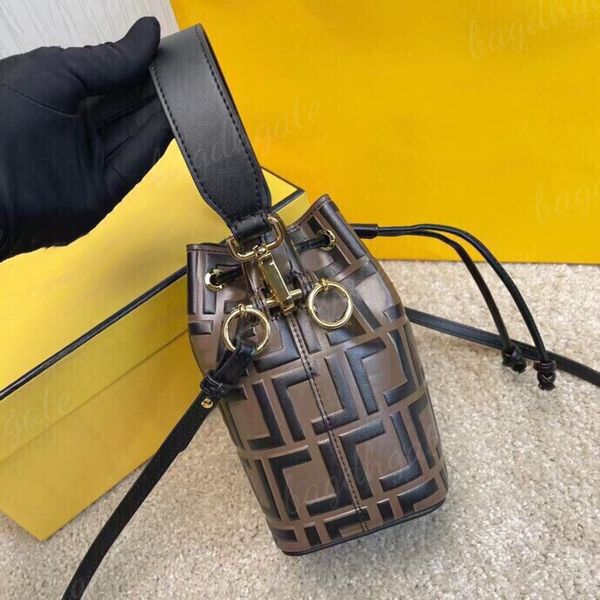 designer luxury bag fashion lady leather bucket satchel embossed bulge letter pattern chain crossbody shoulder handbags
designer luxury bag fashion lady leather bucket satchel embossed bulge letter pattern chain crossbody shoulder handbags