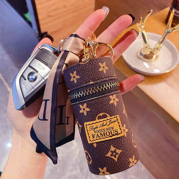 mini portable small storage bag key exquisite chain old bucket red fashion keychain factory outlet, Silver
mini portable small storage bag key exquisite chain old bucket red fashion keychain factory outlet, Silver