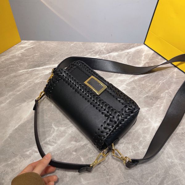 designer armpit shoulder messenger bag wallets tote leather fashion chic crossbody bags classic small square woven cross body handbag purse
designer armpit shoulder messenger bag wallets tote leather fashion chic crossbody bags classic small square woven cross body handbag purse