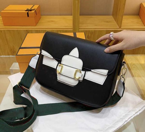 fashion shoulder saddles bags g horsebit bag designer quality genuine leather handbag womens crossbody purse packing retro ethnic style
fashion shoulder saddles bags g horsebit bag designer quality genuine leather handbag womens crossbody purse packing retro ethnic style