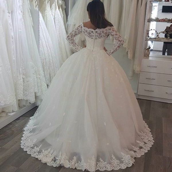 long sleeve lace wedding dresses off the shoulder tulle bridal gowns sweep train ball gown wedding party dress, White
long sleeve lace wedding dresses off the shoulder tulle bridal gowns sweep train ball gown wedding party dress, White