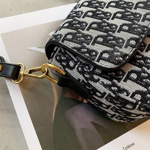 new women's french jacquard saddle armpit stick fashion single messenger small square exq1 purses outlet online
new women's french jacquard saddle armpit stick fashion single messenger small square exq1 purses outlet online
