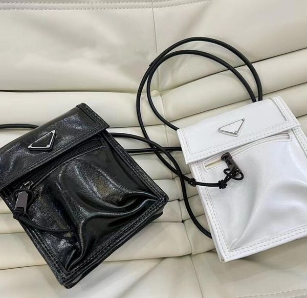 designer new style womens messenger bag luxury leather pure color simple mobile phone bag fashion metal triangular letter logo women leisure
designer new style womens messenger bag luxury leather pure color simple mobile phone bag fashion metal triangular letter logo women leisure