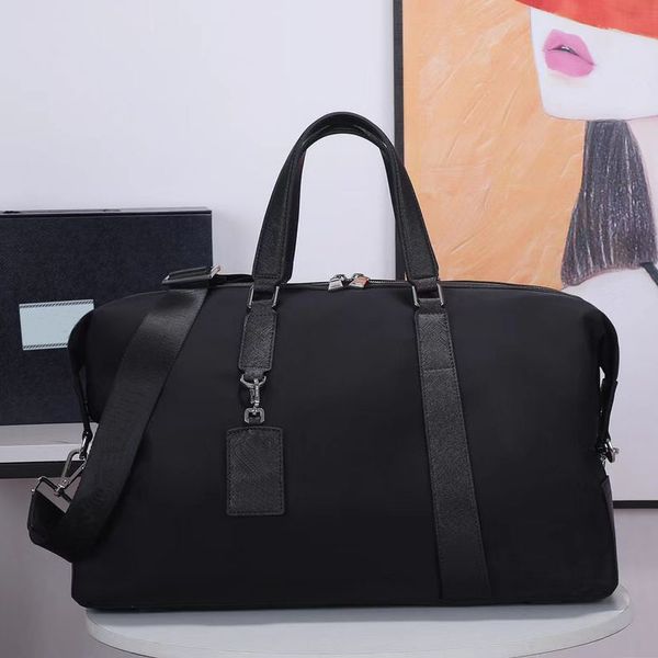 luxury designer duffle bags canvas luggage women nylon travel bag womens leather clutch large capacity boarding tote waterproof cloth with, Red;black
luxury designer duffle bags canvas luggage women nylon travel bag womens leather clutch large capacity boarding tote waterproof cloth with, Red;black