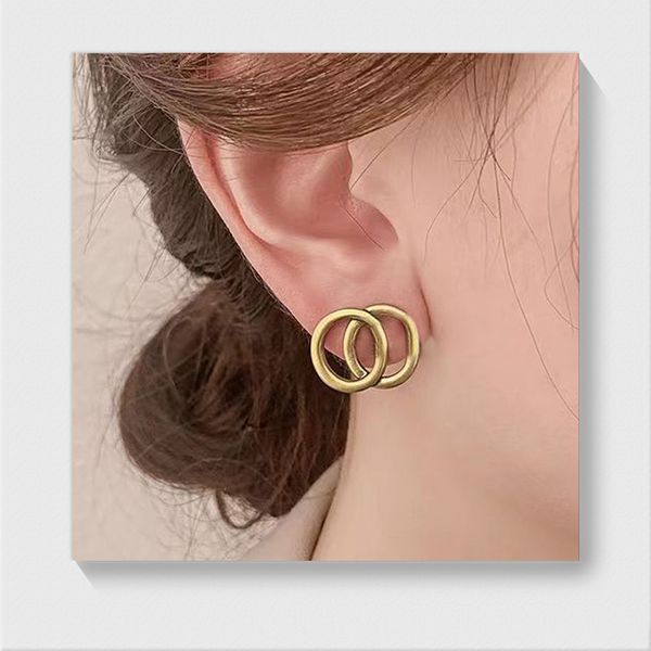 brand designers ear studs pierce fashion womens double g letter stud gold 24k simple luxurys retro earrings for woman designer jewelry 2gg, Golden;silver
brand designers ear studs pierce fashion womens double g letter stud gold 24k simple luxurys retro earrings for woman designer jewelry 2gg, Golden;silver