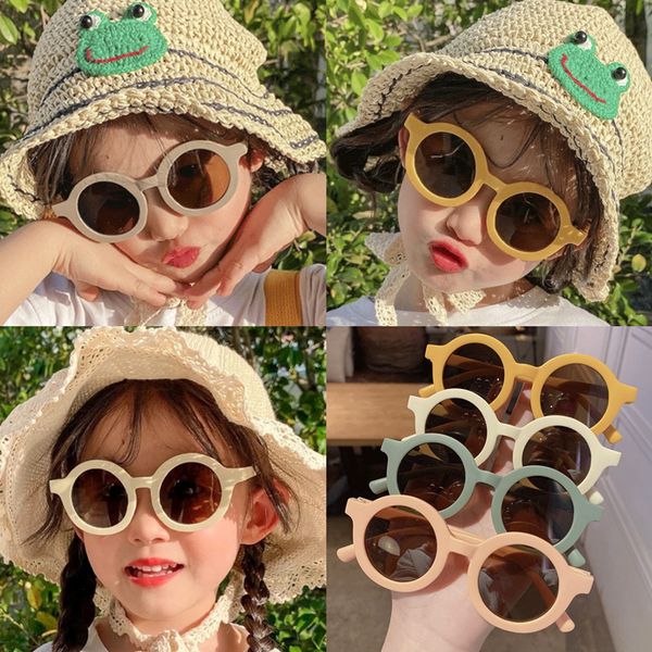 fashion cute round kids sunglasses boys girls vintage sun glasses uv protection classic children eyewear rl164, White;black
fashion cute round kids sunglasses boys girls vintage sun glasses uv protection classic children eyewear rl164, White;black