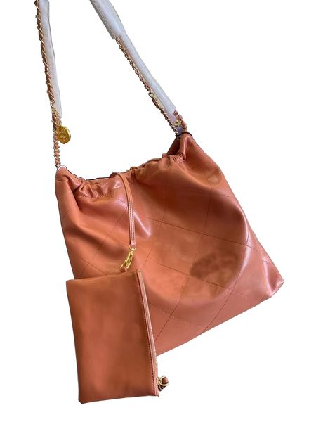 2022 newly launched designer bag portable messenger bag multi-color optional international luxury chain bags
2022 newly launched designer bag portable messenger bag multi-color optional international luxury chain bags