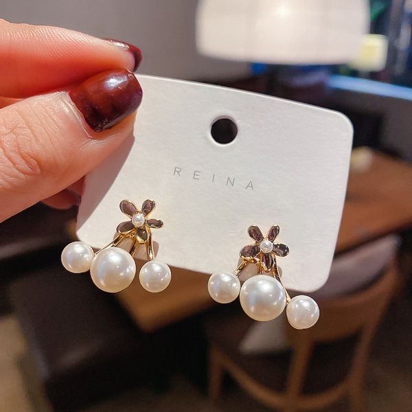 925 silver needle south korea dongdaemun flower pearl earrings temperamental earrings one style for dual-wear personalized eardrop female, Golden
925 silver needle south korea dongdaemun flower pearl earrings temperamental earrings one style for dual-wear personalized eardrop female, Golden