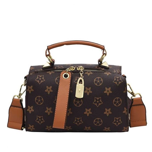 vintage retro pu leather handbag tote square pillow purses crossbody shoulder bag backpack messenger packs for girls women casual working po, Black
vintage retro pu leather handbag tote square pillow purses crossbody shoulder bag backpack messenger packs for girls women casual working po, Black