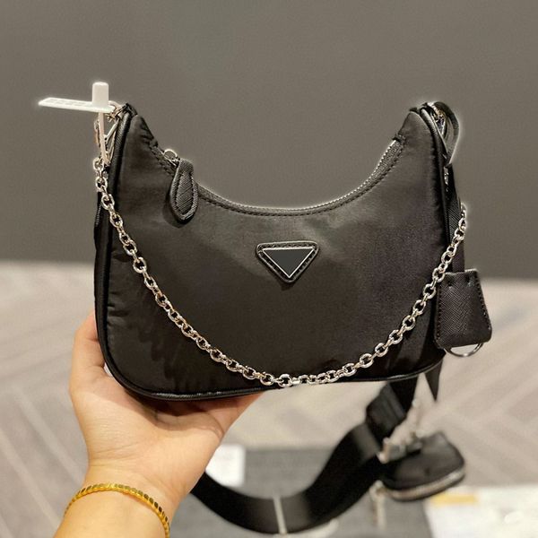 women re-edition 2005 shoulder bags nylon handbags clutch luxury designer chain wallet women fashion crossbody bag famous hobo purses handba
women re-edition 2005 shoulder bags nylon handbags clutch luxury designer chain wallet women fashion crossbody bag famous hobo purses handba