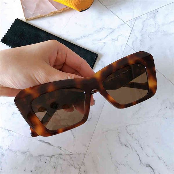 sunglsses luo yiji fshion t's eye squre str sme sunglsses lw400361 w, White;black
sunglsses luo yiji fshion t's eye squre str sme sunglsses lw400361 w, White;black