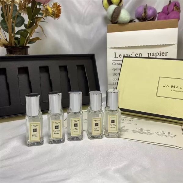 famous high-end perfume english pear fashion cologne 5 pcs set for men portable fragrance kits long lasting gentleman perfume sets smell 9
famous high-end perfume english pear fashion cologne 5 pcs set for men portable fragrance kits long lasting gentleman perfume sets smell 9