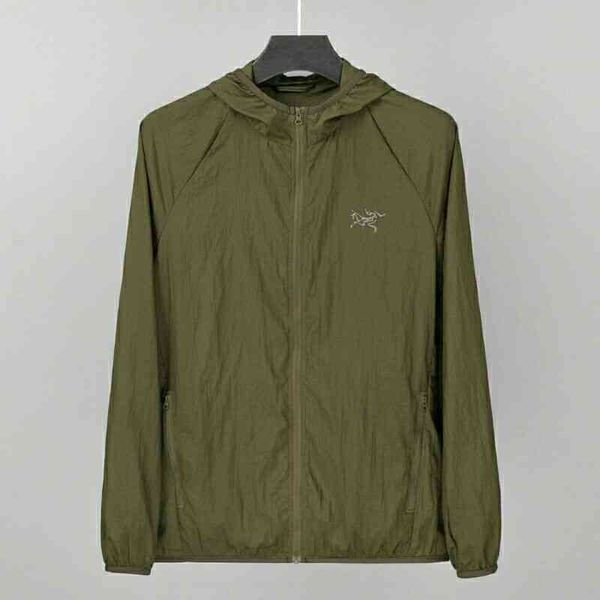 selling arc hooded jacket classic tex soft shell outdoor sports coat light and fast wind cardigan multifunctional men's jackets, Black;brown
selling arc hooded jacket classic tex soft shell outdoor sports coat light and fast wind cardigan multifunctional men's jackets, Black;brown