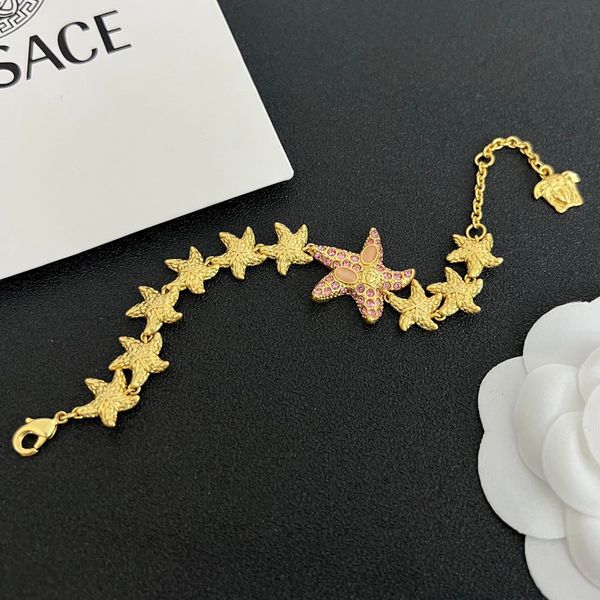 fashion new designed cuba thick chain bracelet banshee medusa head portrait 18k gold plated women's ladies bracelet designer jewelry b0, Black
fashion new designed cuba thick chain bracelet banshee medusa head portrait 18k gold plated women's ladies bracelet designer jewelry b0, Black