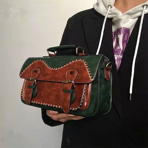 2022 japanese cute retro student messenger bag british style all-match portable dual-use shoulder bag, Black;red
2022 japanese cute retro student messenger bag british style all-match portable dual-use shoulder bag, Black;red