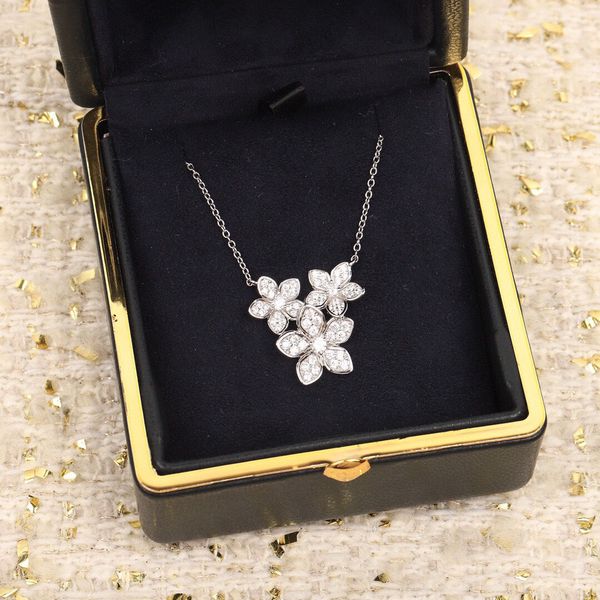 s925 silver charm pendant necklace with flower shape design and diamonds fow women wedding jewelry gift have stamp ps4044a, Golden
s925 silver charm pendant necklace with flower shape design and diamonds fow women wedding jewelry gift have stamp ps4044a, Golden
