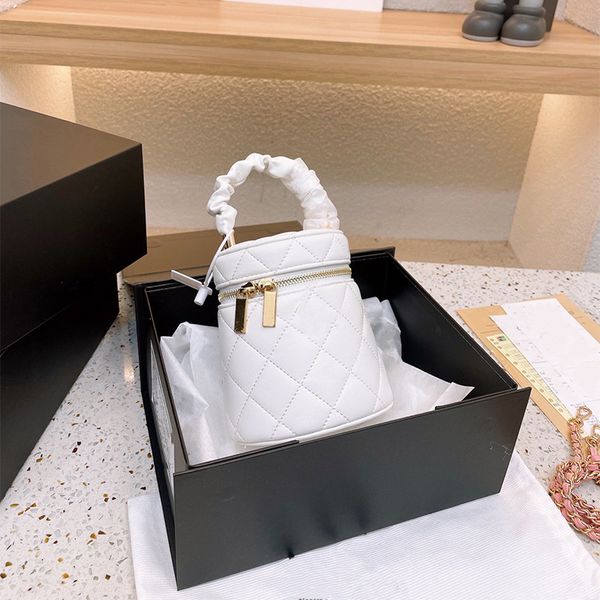 fashion mini bucket bag classic quilted designer bags women luxurys channel leather crossbody tote shoulder purses handbags wallets backpak
fashion mini bucket bag classic quilted designer bags women luxurys channel leather crossbody tote shoulder purses handbags wallets backpak