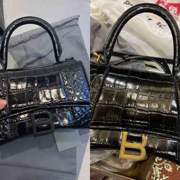 bbalencaigass designer luxury handbags b paris 2022 bag fashion family high version women's hourglass leather one shoulder slant cross
bbalencaigass designer luxury handbags b paris 2022 bag fashion family high version women's hourglass leather one shoulder slant cross