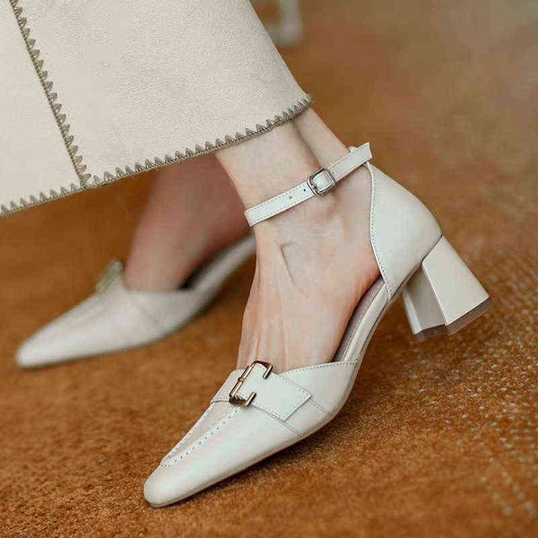 sandals pumps 2022 new middle heel baotou sandals women s shoe minority french thick high heels shallow mouth 220704, Black
sandals pumps 2022 new middle heel baotou sandals women s shoe minority french thick high heels shallow mouth 220704, Black