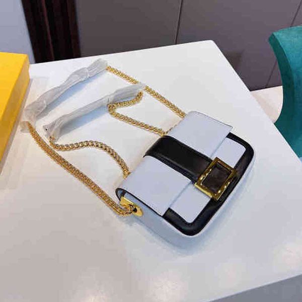 vintage chain underarm bags women handbag shoulder leather designer crossbody female purses with large lock 220307
vintage chain underarm bags women handbag shoulder leather designer crossbody female purses with large lock 220307
