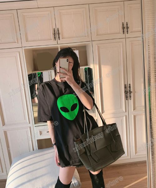 22ss women designers t shirts tee paris letter cotton short sleeve crew neck streetwear xinxinbuy black white blue xs-l
22ss women designers t shirts tee paris letter cotton short sleeve crew neck streetwear xinxinbuy black white blue xs-l
